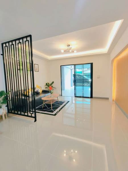 Baan Rin Thong Lamlukka, Pathum Thani, Khu Khot, Lam Luk Ka, Pathum Thani, 2 Bedrooms, 110 sqm, Townhouse For Sale, by Connex Property, 500348401 - DDproperty.com