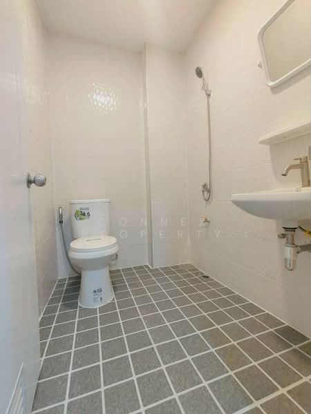 Baan Rin Thong Lamlukka, Pathum Thani, Khu Khot, Lam Luk Ka, Pathum Thani, 2 Bedrooms, 110 sqm, Townhouse For Sale, by Connex Property, 500348401 - DDproperty.com