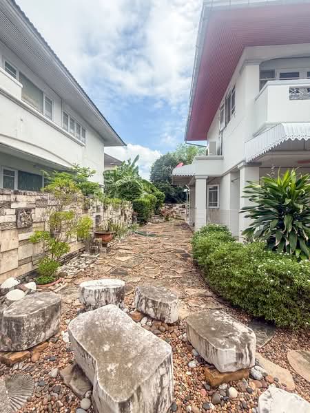 Perfect Place Ramkhamhaeng 164, Bangkok, Soi Ramkhamhaeng 164, Saphan Sung, Bangkok, 3 Bedrooms, 215 sqm, Single Detached House For Sale, by HOME Real Estate Service, 500348412 - DDproperty.com