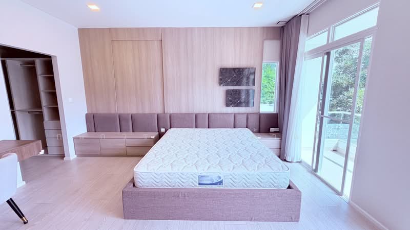 Mantana Bangna Km.7, Samut Prakan, 68 Bangna-Trad Road, Bang Kaeo, Bang Plee, Samut Prakan, 4 Bedrooms, 222 sqm, Single Detached House For Rent, by Kanokwan Klakhaeng, 500348416 - DDproperty.com