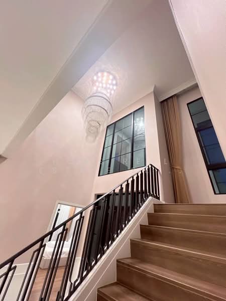 Nantawan Rama 9 - New Krungthepkreetha, Bangkok, Saphan Sung, Bangkok, 5 Bedrooms, 400 sqm, Single Detached House For Sale, by HOME Real Estate Service, 500348421 - DDproperty.com