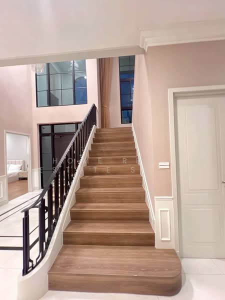 Nantawan Rama 9 - New Krungthepkreetha, Bangkok, Saphan Sung, Bangkok, 5 Bedrooms, 400 sqm, Single Detached House For Sale, by HOME Real Estate Service, 500348421 - DDproperty.com