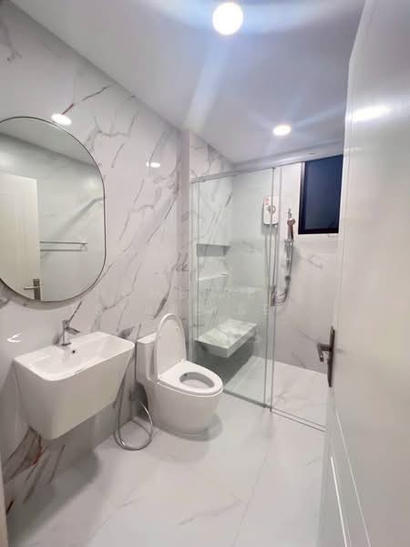 Nantawan Rama 9 - New Krungthepkreetha, Bangkok, Saphan Sung, Bangkok, 5 Bedrooms, 400 sqm, Single Detached House For Sale, by HOME Real Estate Service, 500348421 - DDproperty.com
