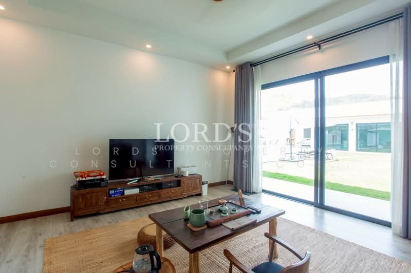 Hillside Hamlet 8, Prachuap Khiri Khan, Soi Hua Na 21, Thap Tai, Hua Hin, Prachuap Khiri Khan, 5 Bedrooms, 750 sqm, Villa For Sale, by Mark Puttkammer, 500348425 - DDproperty.com