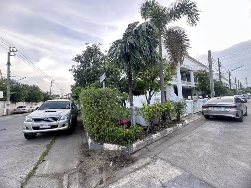 Suan Luang Ville 1, Bangkok, เฉลิมพระเกีรยติ ร.9, Dok Mai, Prawet, Bangkok, 3 Bedrooms, 183 sqm, Townhouse For Sale, by ศศินา ทองคำ, 500348438 - DDproperty.com