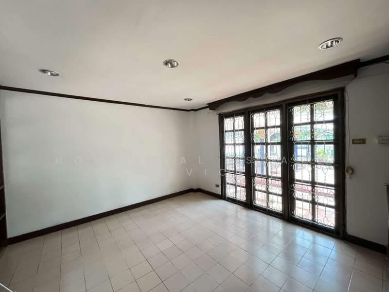 Detached House Ramkhamhaeng 60, Bangkok, Hua Mak, Bang Kapi, Bangkok, 3 Bedrooms, 200 sqm, Single Detached House For Sale, by HOME Real Estate Service, 500348445 - DDproperty.com