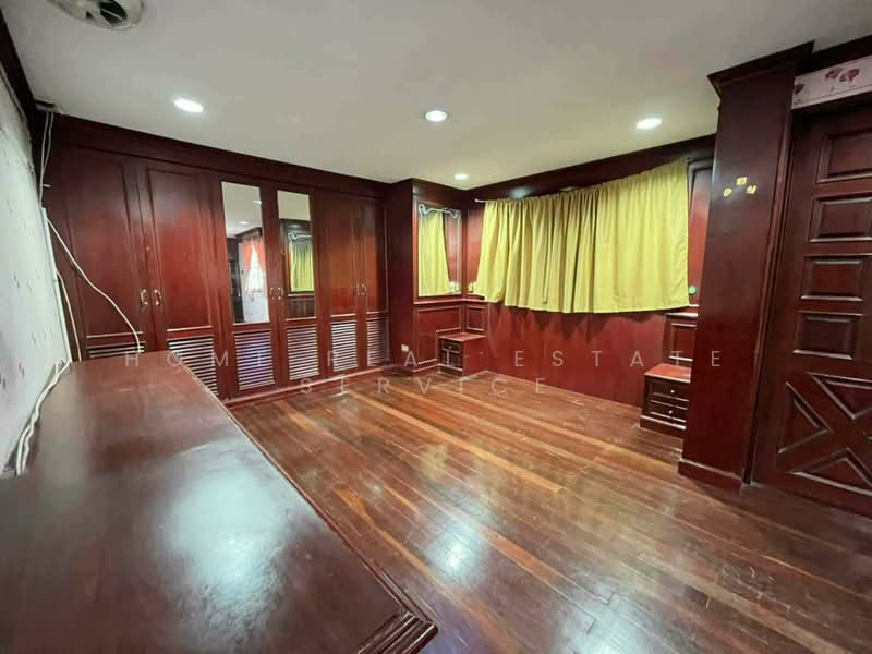 Detached House Ramkhamhaeng 60, Bangkok, Hua Mak, Bang Kapi, Bangkok, 3 Bedrooms, 200 sqm, Single Detached House For Sale, by HOME Real Estate Service, 500348445 - DDproperty.com