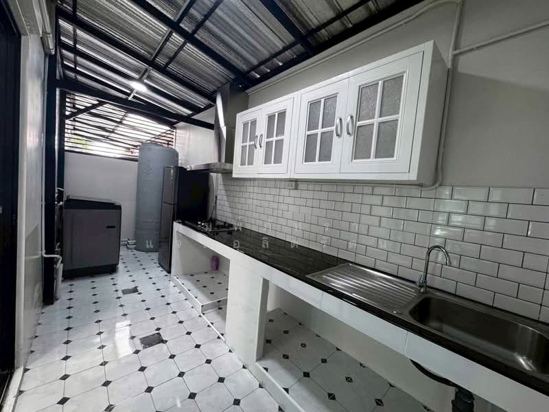 The Connect Pattanakarn 38, Bangkok, Soi Phatthanakan 38, Phatthanakan Road, Suan Luang, Bangkok, 2 Bedrooms, 121 sqm, Townhouse For Rent, by พิมพ์ภัทรา แจ่มอุลิตรัตน, 500348449 - DDproperty.com