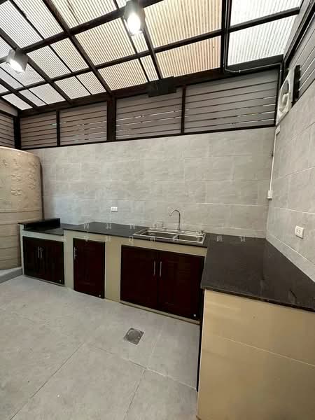 Baan Klang Muang Sathorn-Taksin 2, Bangkok, Kanlapaphruek Road, Bangko, Chom Thong, Bangkok, 3 Bedrooms, 167 sqm, Townhouse For Rent, by พิมพ์ภัทรา แจ่มอุลิตรัตน, 500348464 - DDproperty.com