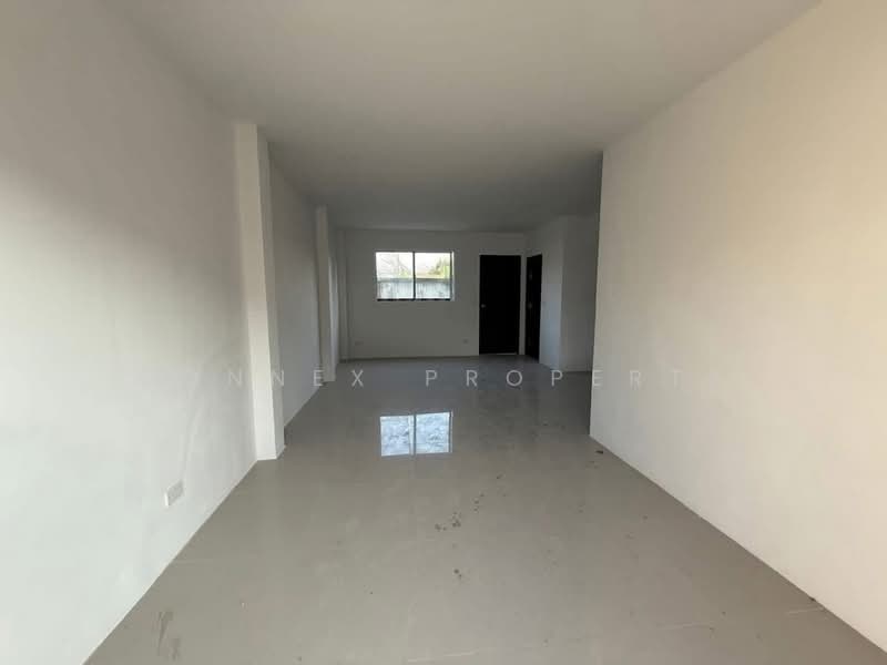 Ratanakorn Village 25, Chon Buri (Pattaya), มาบสอง - ค่ายมวย, Nong Pru, Bang Lamung (Pattaya), Chon Buri (Pattaya), 2 Bedrooms, 130 sqm, Townhouse For Sale, by Connex Property, 500348489 - DDproperty.com