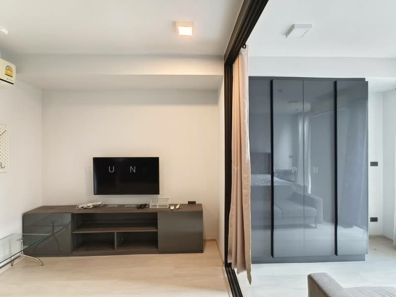 Venio Sukhumvit 10, Bangkok, 10 Sukhumvit, Khlong Toei, Bangkok, 1 Bedroom, 34 sqm, Condo For Rent, by Khun Toey เตย, 500348509 - DDproperty.com