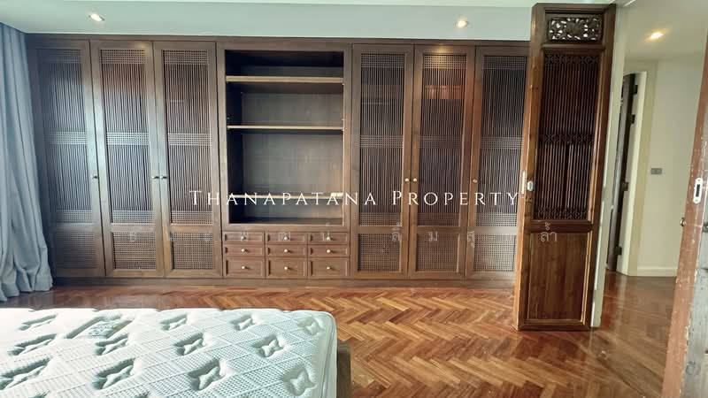 Supreme Elegance, Bangkok, Chan, Thung Maha Mek, Sathon, Bangkok, 2 Bedrooms, 238 sqm, Condo For Sale, by Thanapatana Limsouklam, 500348536 - DDproperty.com