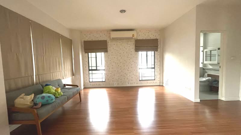 Mantana Lake Watcharapol, Bangkok, Sukhaphiban 5 Road, O-Ngoen, Sai Mai, Bangkok, 3 Bedrooms, 186 sqm, Single Detached House For Sale, by พลอยปภัส เจียมธนศักดิ์, 500348541 - DDproperty.com