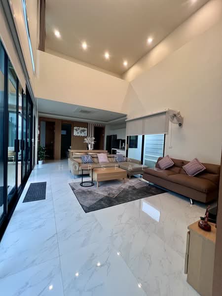 Luxury 3 Bed Pool Villa Rawai, Phuket, 57/6 Soi Yuan 9, Rawai, Muang Phuket, Phuket, 3 Bedrooms, 200 sqm, Single Detached House For Rent, by Mark Horsfall, 500348561 - DDproperty.com