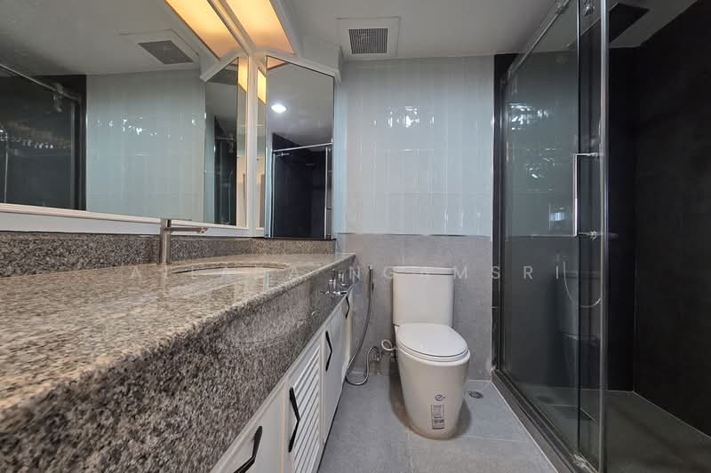 Las Colinas, Bangkok, Sukhumvit 21 Road, Khlongtoei Nua, Watthana, Bangkok, 3 Bedrooms, 240 sqm, Condo For Sale, by Ailada Ngamsri, 500348577 - DDproperty.com