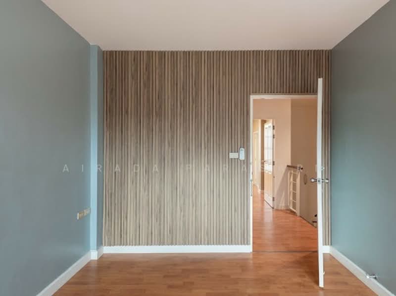 Baan Klang Mueang The Paris Ratchavipha, Bangkok, Ratchadapisek Road, Lat Yao, Chatuchak, Bangkok, 4 Bedrooms, 240 sqm, Townhouse For Sale, by Airada Parasarn, 500348582 - DDproperty.com