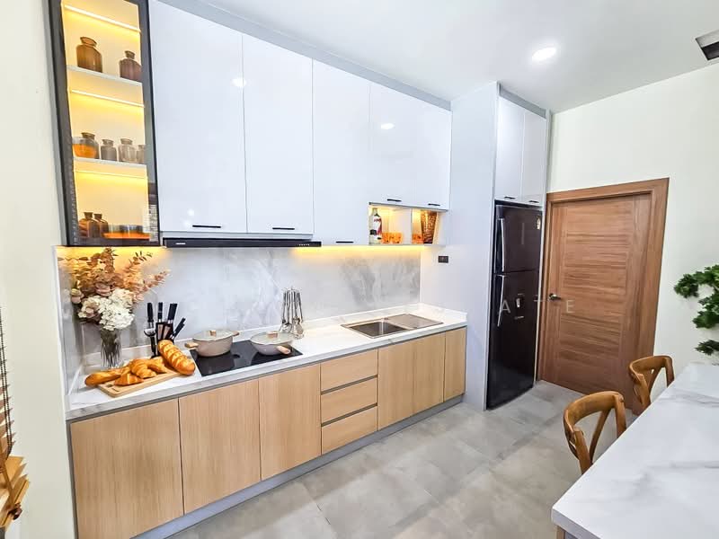 Pool Villa Huai Yai Pattaya Luxury 2 Storey Fully Furnished for Sale, Chon Buri (Pattaya), Bang Lamung, Bang Lamung (Pattaya), Chon Buri (Pattaya), 4 Bedrooms, 463 sqm, Villa For Sale, by PLC real estate, 500348609 - DDproperty.com