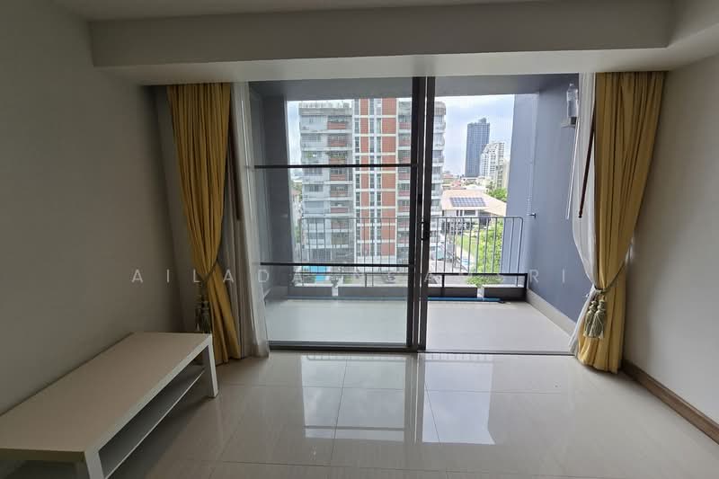 Downtown Forty Nine, Bangkok, Sukhumvit 39 Road, Khlong Tan Nua, Watthana, Bangkok, 2 Bedrooms, 72 sqm, Condo For Sale, by Ailada Ngamsri, 500348616 - DDproperty.com