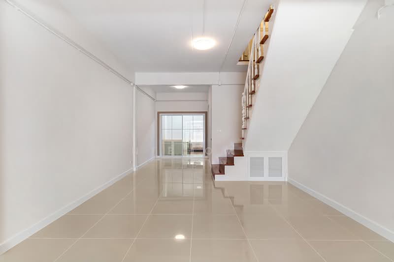 Rewadee 3, Nonthaburi, Talat Kwan, Muang Nonthaburi, Nonthaburi, 3 Bedrooms, 130 sqm, Townhouse For Sale, by NTBHOME, 500348688 - DDproperty.com