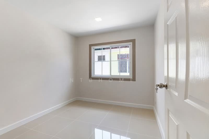 Rewadee 3, Nonthaburi, Talat Kwan, Muang Nonthaburi, Nonthaburi, 3 Bedrooms, 130 sqm, Townhouse For Sale, by NTBHOME, 500348688 - DDproperty.com