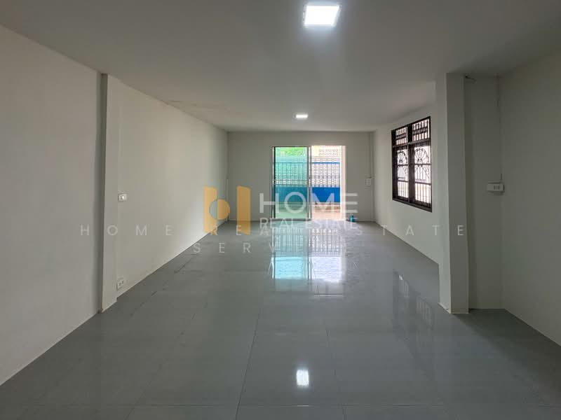 บ้านแฝด ซอยรามอินทรา 8, กรุงเทพ, อนุสาวรีย์, บางเขน, กรุงเทพ, 152 ตร.ม., บ้านแฝด ขาย, โดย HOME Real Estate Service, 500348697 - DDproperty.com