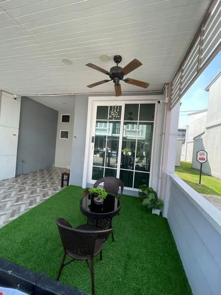Golden Town 3 Bangna-Suanluang, Bangkok, Kanchanaphisek Road, Prawet, Bangkok, 3 Bedrooms, 150 sqm, Townhouse For Rent, by บุษบา รัตนวงษ์ชัย, 500348743 - DDproperty.com