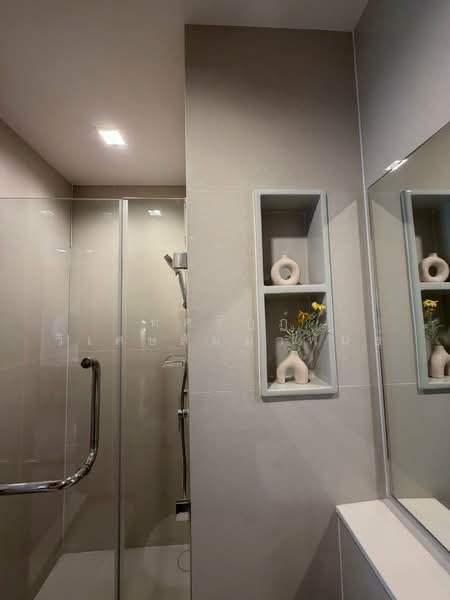 Life Sathorn Sierra, Bangkok, Ratchaphruek Rd, Talat Plu, Thon Buri, Bangkok, 1 Bedroom, 32 sqm, Condo For Rent, by ทศวัฏฏ์ วิเศษสัมมาพันธ์, 500348746 - DDproperty.com