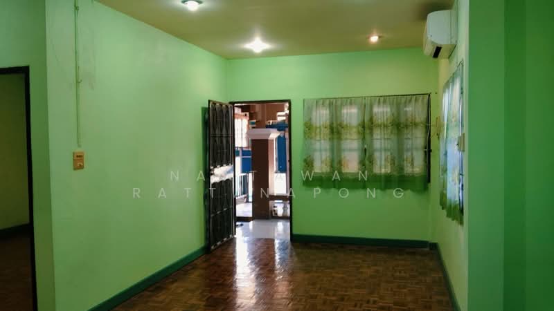 Corner detached house for sale in Lamphun Village Close to Lamphun Chatuchak Market, Jampha shopping, Lamphun, หมู่บ้าน ลำพูน วิลเลจ, Pa Sak, Muang Lamphun, Lamphun, 2 Bedrooms, 100 sqm, Single Detached House For Sale, by Nantawan Rattanapong, 500348779 - DDproperty.com