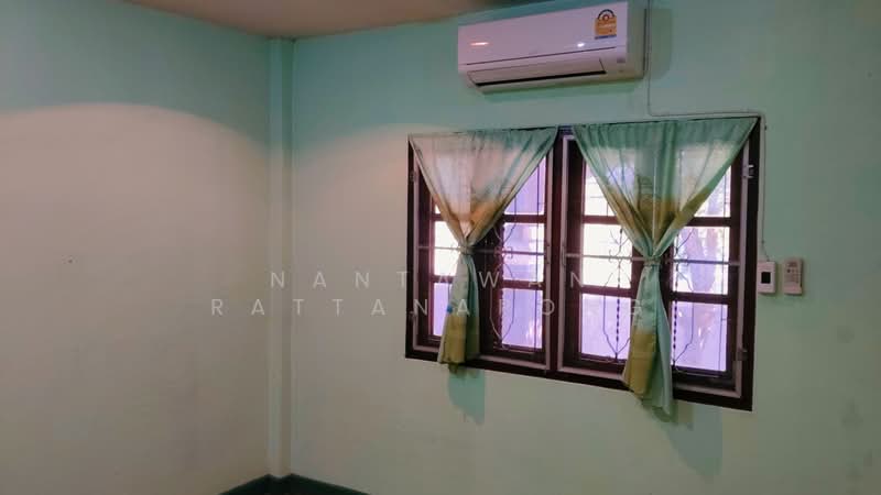 Corner detached house for sale in Lamphun Village Close to Lamphun Chatuchak Market, Jampha shopping, Lamphun, หมู่บ้าน ลำพูน วิลเลจ, Pa Sak, Muang Lamphun, Lamphun, 2 Bedrooms, 100 sqm, Single Detached House For Sale, by Nantawan Rattanapong, 500348779 - DDproperty.com