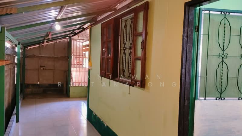 Corner detached house for sale in Lamphun Village Close to Lamphun Chatuchak Market, Jampha shopping, Lamphun, หมู่บ้าน ลำพูน วิลเลจ, Pa Sak, Muang Lamphun, Lamphun, 2 Bedrooms, 100 sqm, Single Detached House For Sale, by Nantawan Rattanapong, 500348779 - DDproperty.com