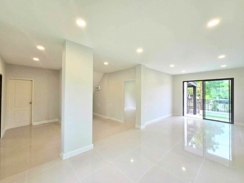 Perfect Place Ramkhamhaeng 164, Bangkok, Soi Ramkhamhaeng 164, Saphan Sung, Bangkok, 3 Bedrooms, 181 sqm, Single Detached House For Sale, by เอนก, 500348783 - DDproperty.com