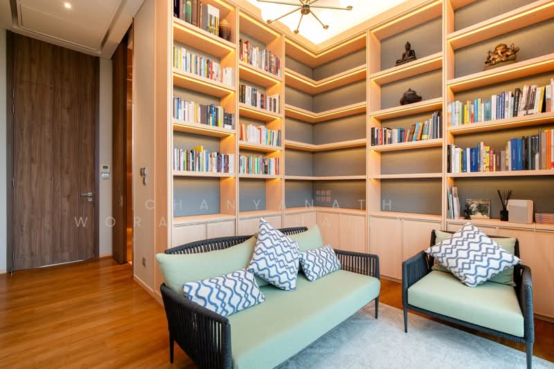 Sindhorn Lumpini, Bangkok, Sarasin Road, Lumphini, Pathum Wan, Bangkok, 3 Bedrooms, 231 sqm, Condo For Sale, by Chanyanath Worawatchaibaworn, 500348828 - DDproperty.com