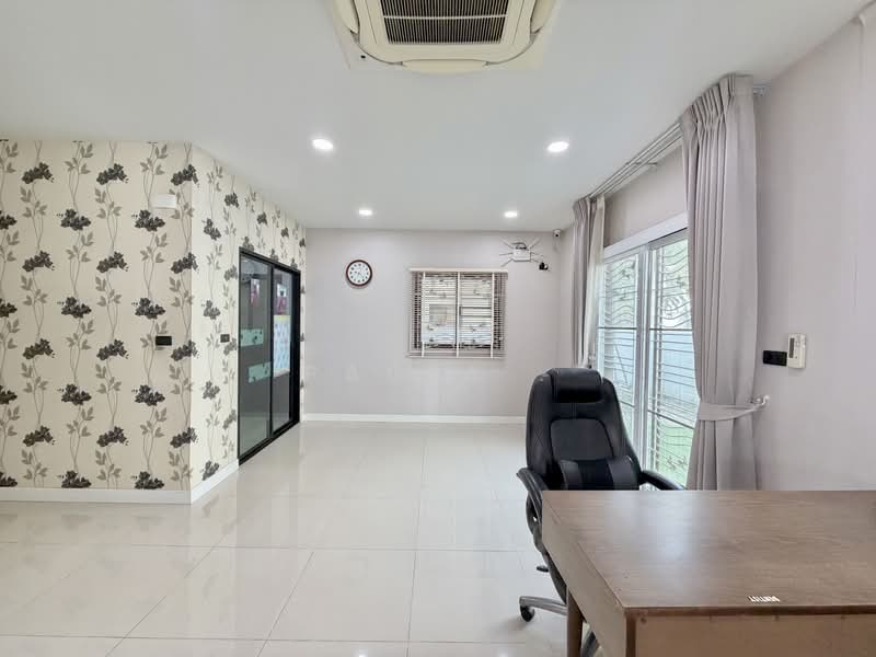 Maneerin privacy Angsila, Chon Buri (Pattaya), Ang Sila, Muang Chon Buri, Chon Buri (Pattaya), 3 Bedrooms, 210 sqm, Single Detached House For Rent, by Paula ., 500348829 - DDproperty.com