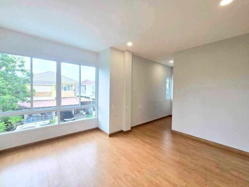 เทรนดี้ธารา รามคำแหง, Bangkok, าษฏร์พัฒนา, Rat Phatthana, Saphan Sung, Bangkok, 4 Bedrooms, 160 sqm, Single Detached House For Sale, by เอนก, 500348831 - DDproperty.com