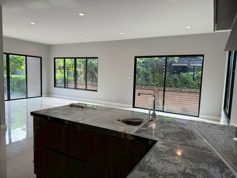Burasiri Rangsit, Pathum Thani, Rangsit-Pathum Thani Road, Suan Pring Thai, Muang Pathum Thani, Pathum Thani, 5 Bedrooms, 222 sqm, Single Detached House For Sale, by เม้งมาดามแป้ง อสังหา, 500348909 - DDproperty.com