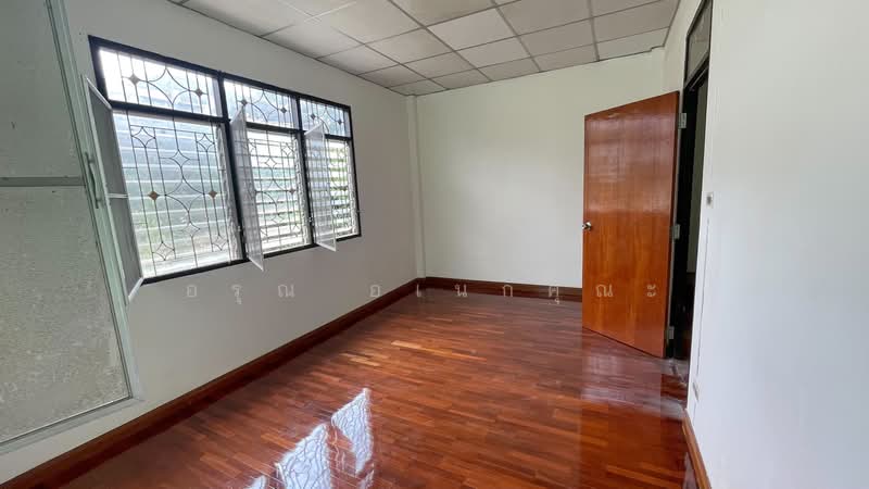 Bann Imumporn Pinklao-Thawee Watthana, Bangkok, Soi Moobann Imumporn, Sala Thammasop, Thawi Watthana, Bangkok, 2 Bedrooms, 160 sqm, Townhouse For Sale, by อรุณ อเนกคุณะ, 500348924 - DDproperty.com
