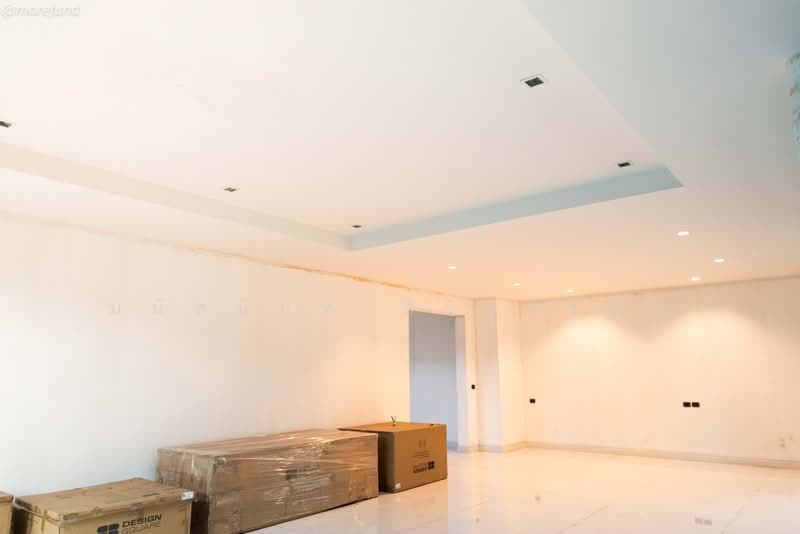 Perfect Masterpiece Sukhumvit 77 : เพอร์เฟค มาสเตอร์พีซ สุขุมวิท 77, สมุทรปราการ, ซอย หมู่บ้านเพอร์เฟคเพลส สุขุมวิท 77, ราชาเทวะ, บางพลี, สมุทรปราการ, 536 ตร.ม., บ้านเดี่ยว ขาย, โดย มนัสนันท์ สิริรุจิรัตน์, 500348964 - DDproperty.com