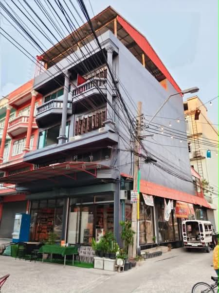 ขายอาคาร ม.ฉัตรนคร 3.5 ชั้น ถ.เฉลิมพระเกียรติ ร.9 ซ.83 ต.ประเวศ อ.พระโขนง กรุงเทพ, Bangkok, เฉลิมพระเกียรติ ร.9, Prawet, Bangkok, , 256 sqm, Shophouse For Sale, by ศุทธดา มงคลมหาลาภ, 500348980 - DDproperty.com