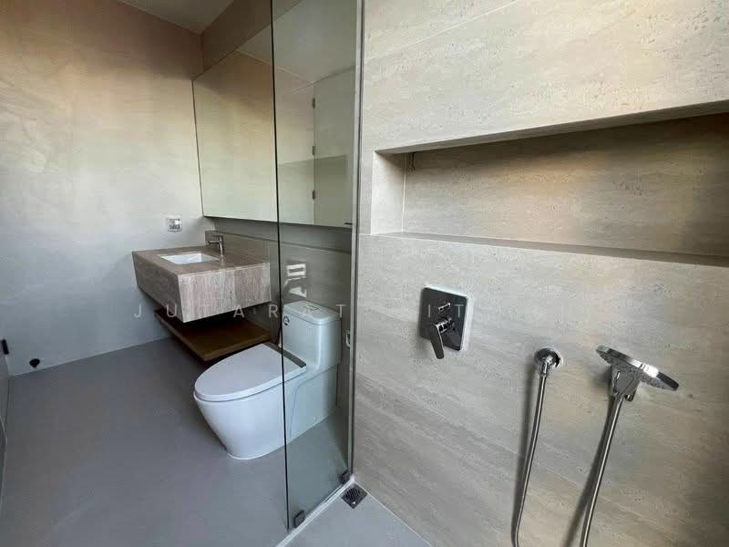 โฮมออฟฟิศ รัชดา 32, Bangkok, Chan Kasem, Chatuchak, Bangkok, 6 Bedrooms, 901 sqm, Townhouse For Rent, by Jutarat Jitmun, 500348991 - DDproperty.com