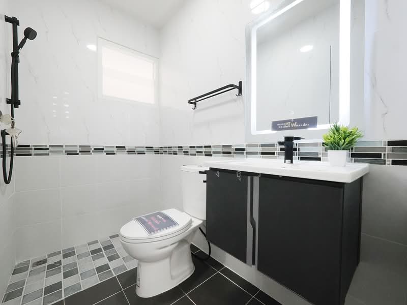 สีวลี, Pathum Thani, รังสิต-นครนายก, Prachathipat, Thanyaburi, Pathum Thani, 5 Bedrooms, 450 sqm, Single Detached House For Sale, by wipa รุ่งธุระ, 500349003 - DDproperty.com