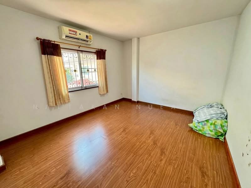 Orchid Villa Bangna Km.24, Samut Prakan, Bangna-Trad Road Km. 24, Bang Sao Thong, Samut Prakan, 4 Bedrooms, 250 sqm, Single Detached House For Sale, by Nattakan nueaiam, 500349005 - DDproperty.com