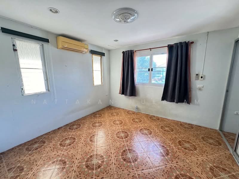 Orchid Villa Bangna Km.24, Samut Prakan, Bangna-Trad Road Km. 24, Bang Sao Thong, Samut Prakan, 4 Bedrooms, 250 sqm, Single Detached House For Sale, by Nattakan nueaiam, 500349005 - DDproperty.com