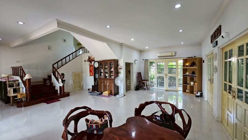 Kritsada Nakron Pinklao-Phuttamonthon Sai 2, Bangkok, Pinklao-Nakhon Chaisri, Bang Ra Mat, Taling Chan, Bangkok, 5 Bedrooms, 900 sqm, Single Detached House For Sale, by Supannee Pitak, 500349021 - DDproperty.com