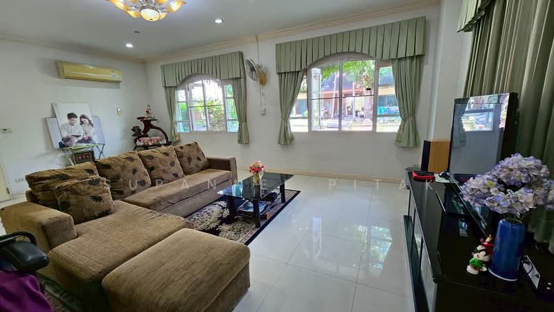 Kritsada Nakron Pinklao-Phuttamonthon Sai 2, Bangkok, Pinklao-Nakhon Chaisri, Bang Ra Mat, Taling Chan, Bangkok, 5 Bedrooms, 900 sqm, Single Detached House For Sale, by Supannee Pitak, 500349021 - DDproperty.com