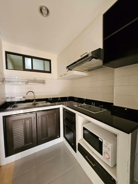 Lumpini Place Phahol-Saphankhwai, Bangkok, 171 Pradipat Road, Samsen Nai, Phaya Thai, Bangkok, 2 Bedrooms, 65 sqm, Condo For Rent, by Matus Kreuwan, 500349029 - DDproperty.com
