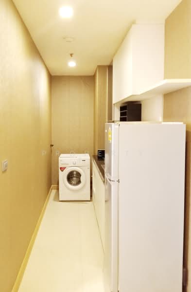 Sky Walk Residences, Bangkok, 1599 Sukhumvit Road, Phra Kanong Nua, Watthana, Bangkok, 1 Bedroom, 51 sqm, Condo For Rent, by Property Fit, 500349036 - DDproperty.com