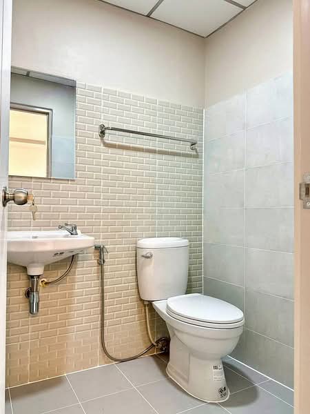 บ้านพฤกษา 3 ซ.วัดลาดปลาดุก : Baan Pruksa 3 Soi Watlatpladuk, นนทบุรี, บางคูรัด, บางบัวทอง, นนทบุรี, 100 ตร.ม., ทาวน์เฮ้าส์ ขาย, โดย บุษบากร (เจี๊ยบ), 500349038 - DDproperty.com