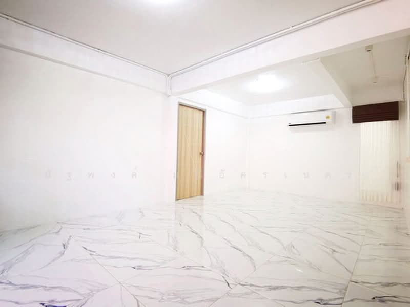 Detached House Ladprao 48, Bangkok, ลาดพร้าว 48, Samsen Nok, Huai Khwang, Bangkok, 3 Bedrooms, 170 sqm, Single Detached House For Rent, by นัฐพงค์ มณีอัครเนตร, 500349041 - DDproperty.com