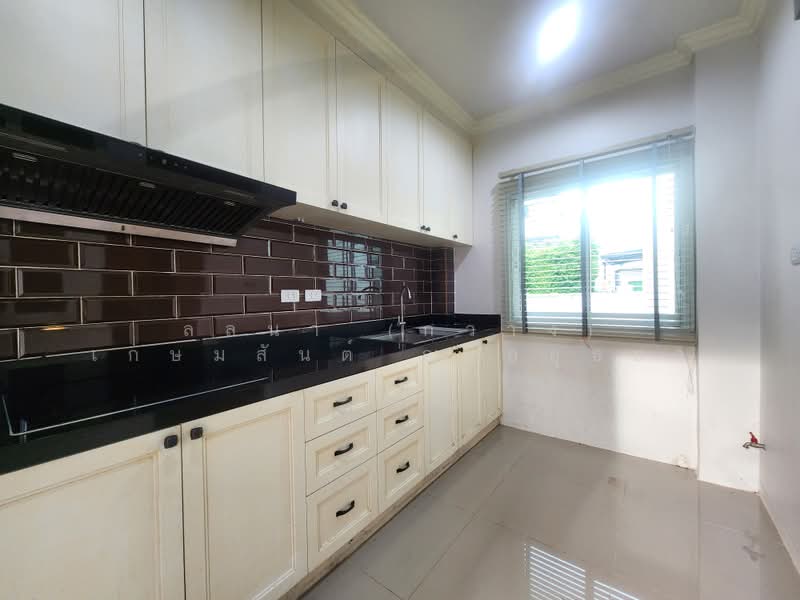 Centro Rama 9-Motorway, Bangkok, Rural Development 3 Road, Khlong Song Ton Nun, Lat Krabang, Bangkok, 4 Bedrooms, 175 sqm, Single Detached House For Sale, by Lalana (Kwang) Kashemsanta, 500349043 - DDproperty.com