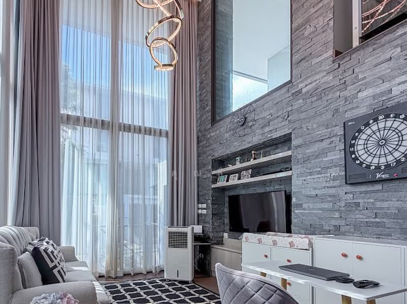 Baan Klang Muang Classe Ekkamai-Ramintra, Bangkok, Sukhonthasawat Road, Lat Phrao, Bangkok, 4 Bedrooms, 346 sqm, Single Detached House For Sale, by คุณลี, 500349049 - DDproperty.com